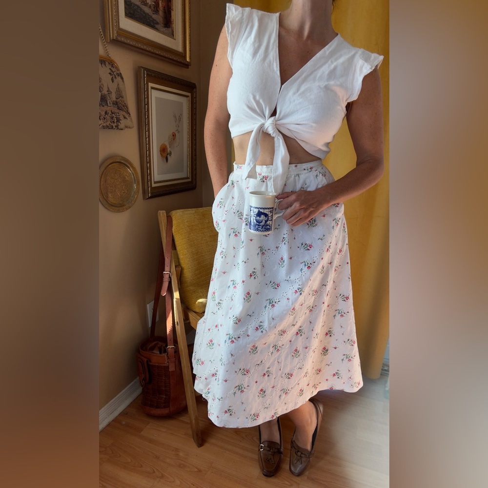 Vintage White Hand Sewn Floral Eyelet Midi with Pockets XS